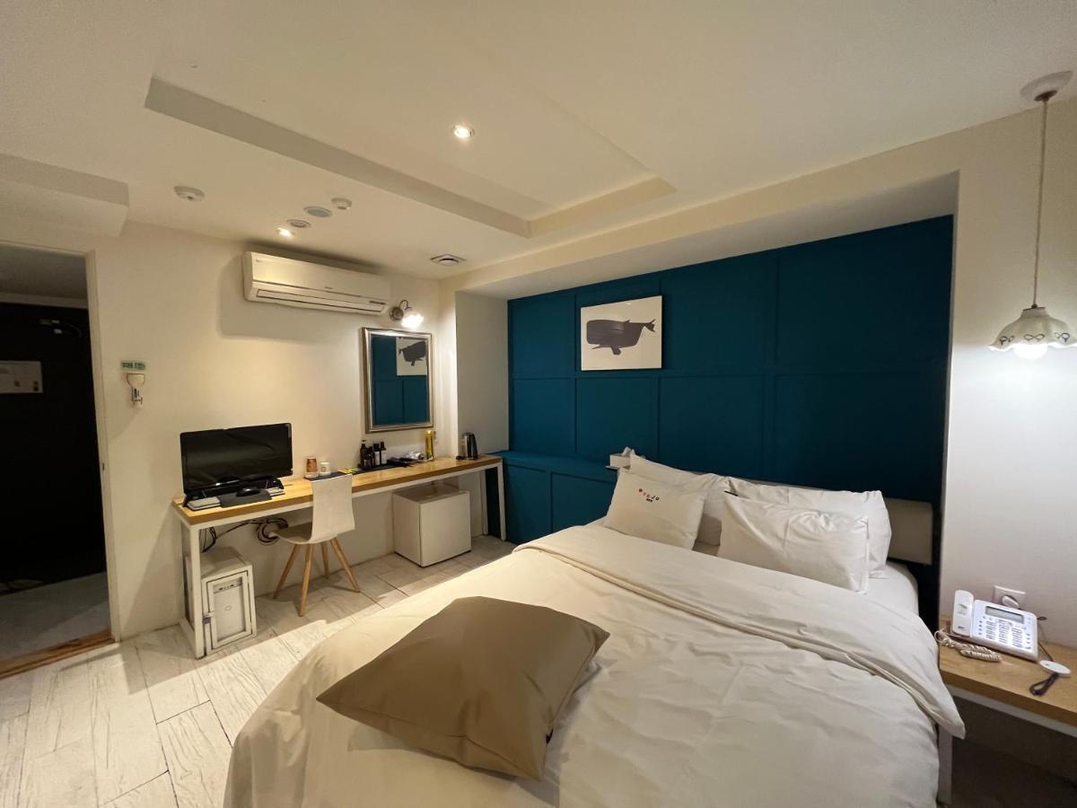 Hotel Yaja Hwajeong Station Коян Экстерьер фото