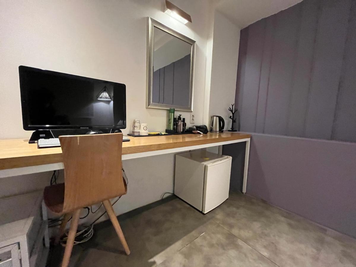 Hotel Yaja Hwajeong Station Коян Экстерьер фото